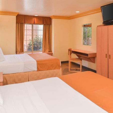 H3 Inn & Suites - Lax Airport - Los Angeles Inglewood Luaran gambar