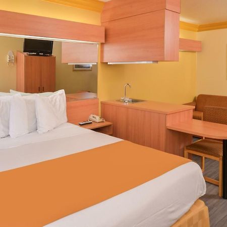 H3 Inn & Suites - Lax Airport - Los Angeles Inglewood Luaran gambar